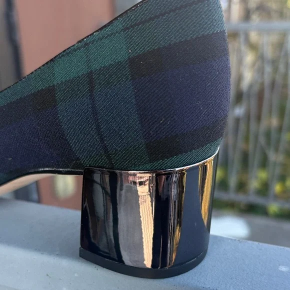 NEW Ann Taylor Green Plaid Block Heel Pumps - Picture 3 of 3